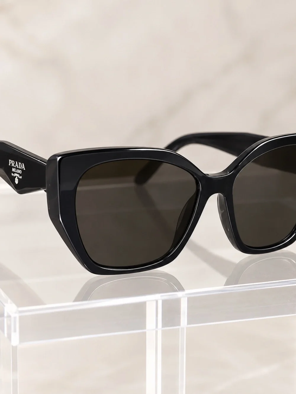 New Prada Sunglasses Women’s NWT